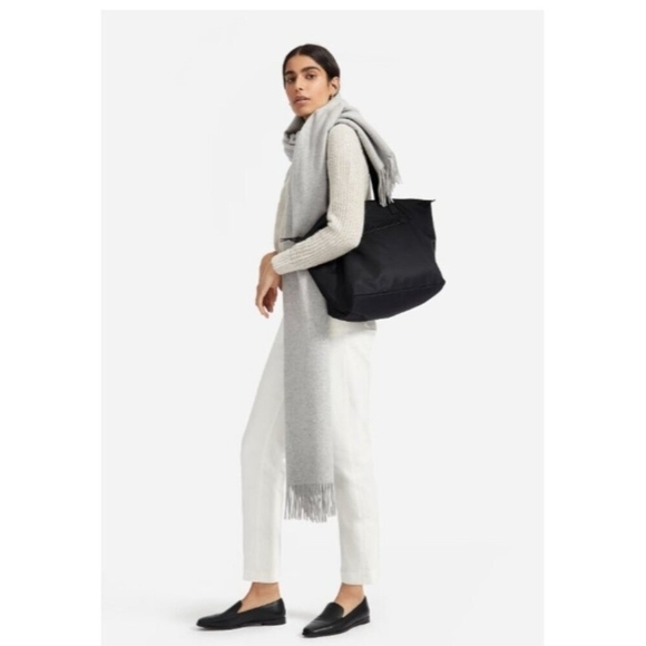 Everlane Recycled Nylon Tote Womens trevel bag - Picture 1 of 16